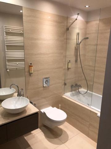 Luxury Apartments In Platinium Towers Varsó Kültér fotó