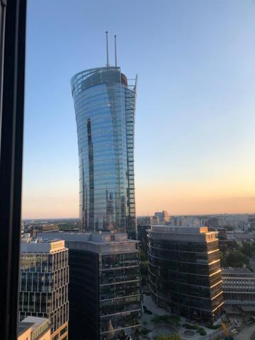 Luxury Apartments In Platinium Towers Varsó Kültér fotó
